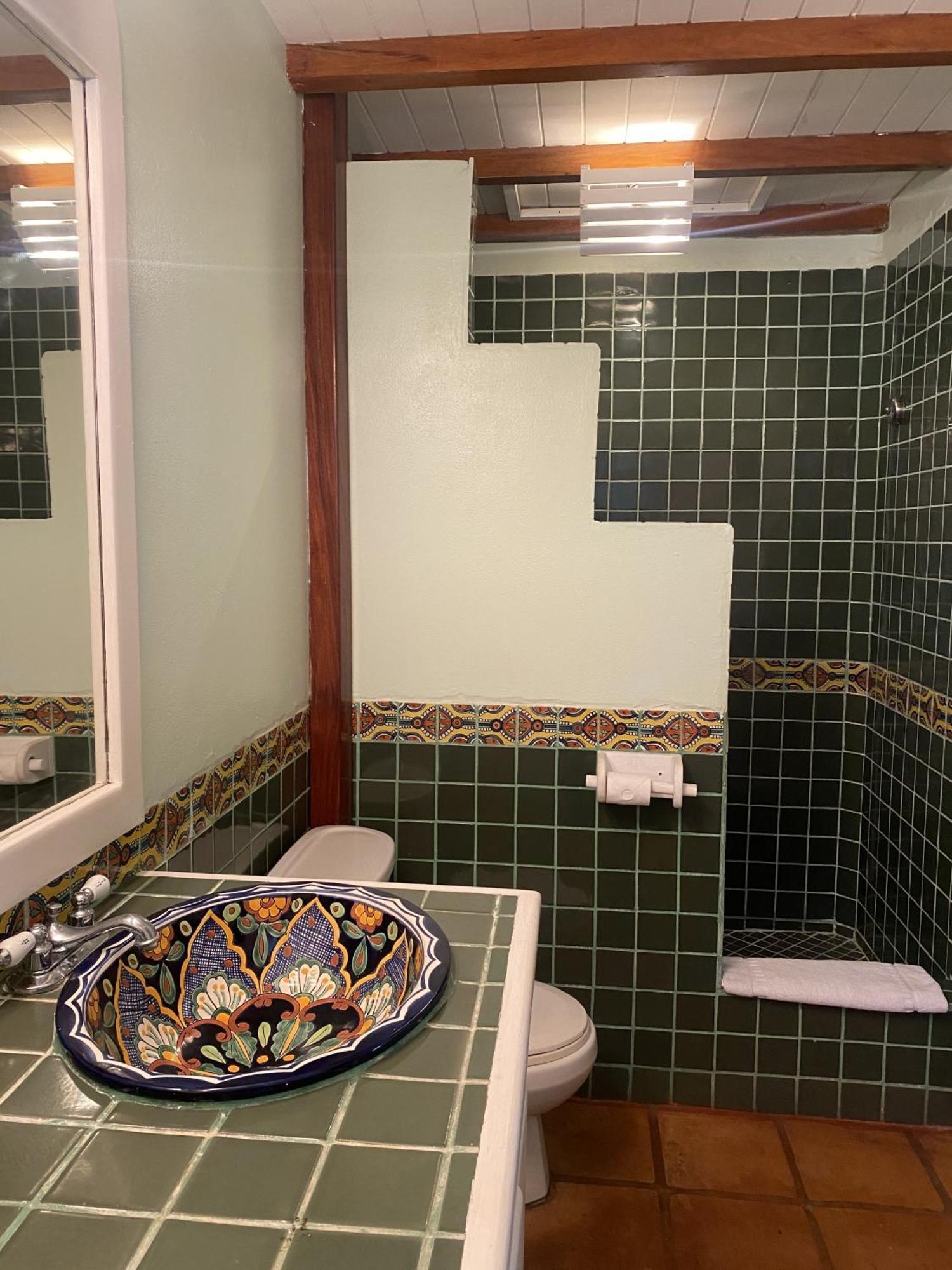 Tranquility Beach Suites Placencia Quarto foto